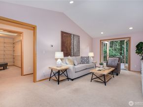 19812 163rd Avenue NE, Woodinville WA 98072