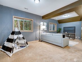 19812 163rd Avenue NE, Woodinville WA 98072