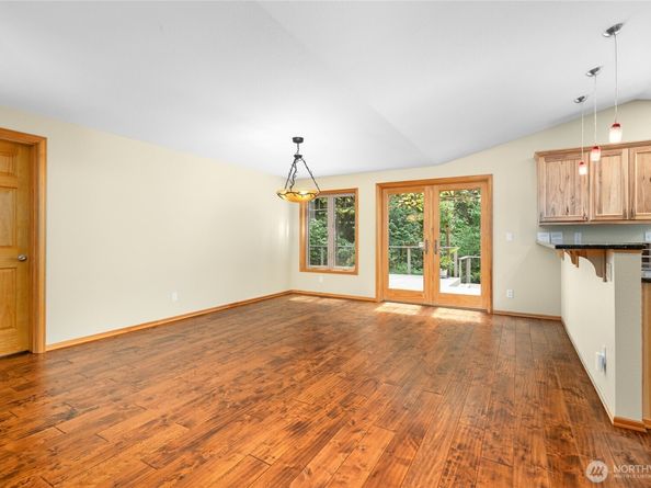 19812 163rd Avenue NE, Woodinville WA 98072