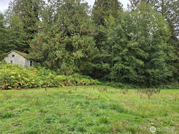 22123 NE 170th Place, Woodinville WA 98077