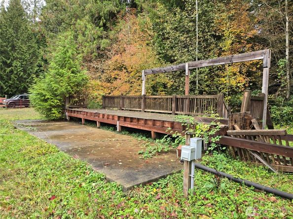 22123 NE 170th Place, Woodinville WA 98077