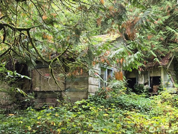 22123 NE 170th Place, Woodinville WA 98077