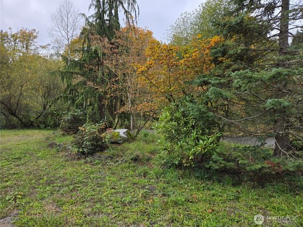 22123 NE 170th Place, Woodinville WA 98077