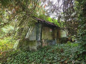 22123 NE 170th Place, Woodinville WA 98077