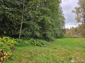 22123 NE 170th Place, Woodinville WA 98077