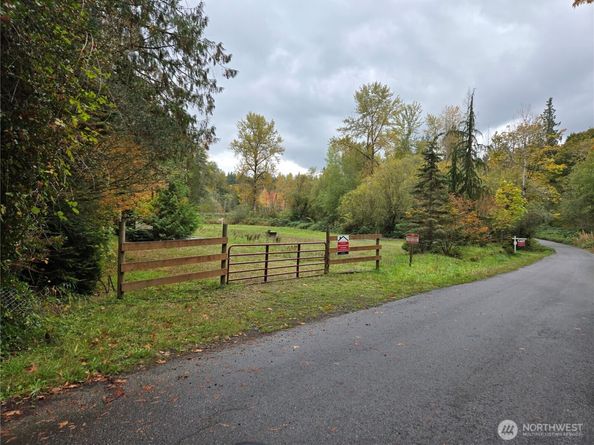 22123 NE 170th Place, Woodinville WA 98077