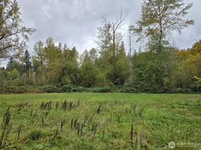 22123 NE 170th Place, Woodinville WA 98077