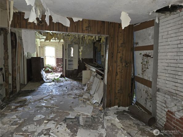 22123 NE 170th Place, Woodinville WA 98077