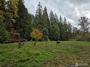 22123 NE 170th Place, Woodinville WA 98077