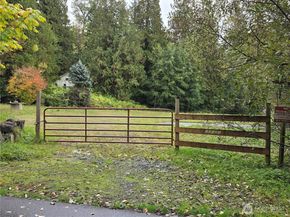 22123 NE 170th Place, Woodinville WA 98077