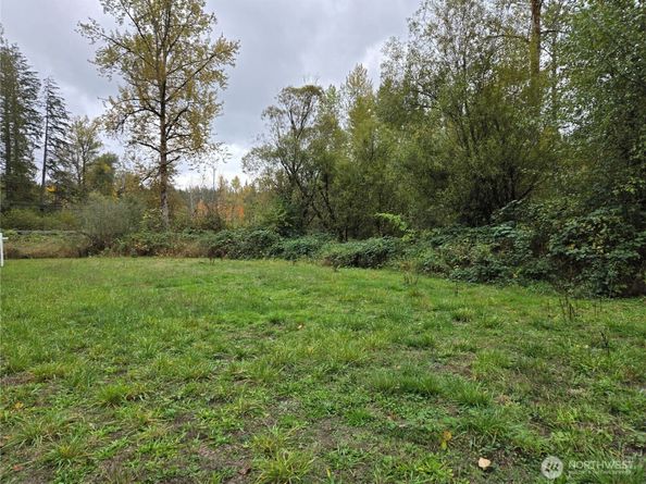 22123 NE 170th Place, Woodinville WA 98077