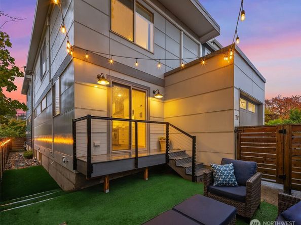 717 N 79th Street, Seattle WA 98103