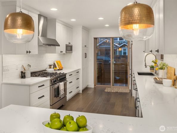 717 N 79th Street, Seattle WA 98103