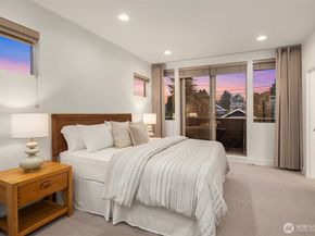 717 N 79th Street, Seattle WA 98103