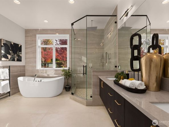 105 Windsor Drive SE, Sammamish WA 98074