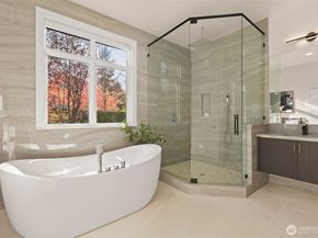 105 Windsor Drive SE, Sammamish WA 98074