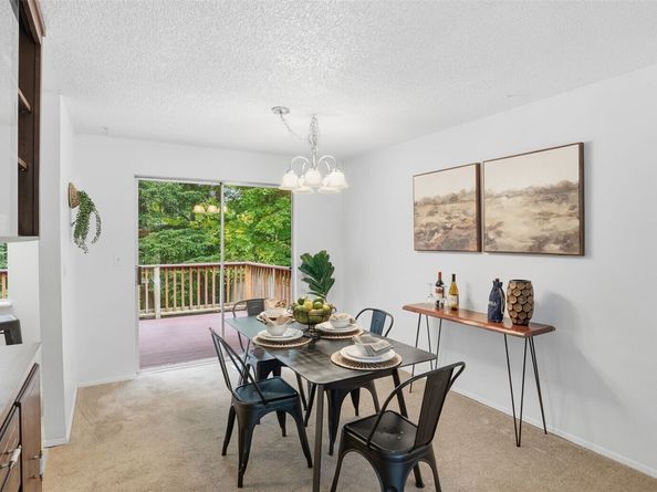 17716 157th Avenue SE, Renton WA 98058