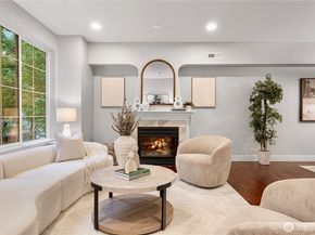 18258 NE 96th Way 103, Redmond WA 98052