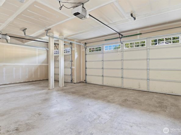 18927 10th Drive SE, Bothell WA 98012