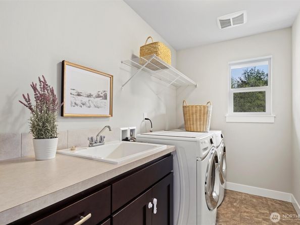 18927 10th Drive SE, Bothell WA 98012