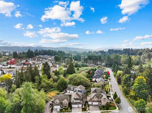 18927 10th Drive SE, Bothell WA 98012