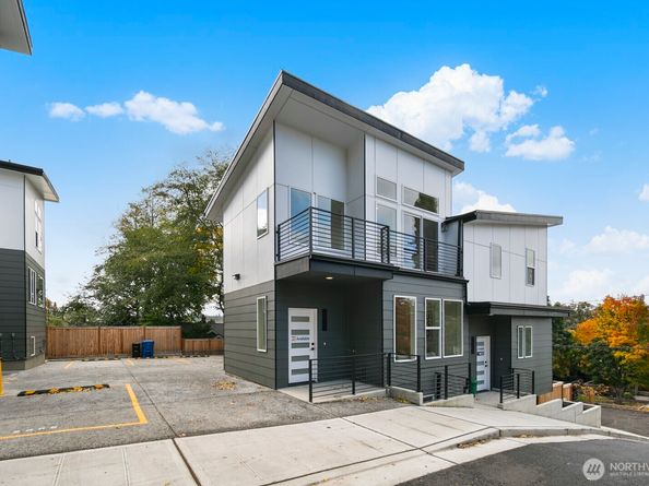 2805 S Grand Street, Seattle WA 98144