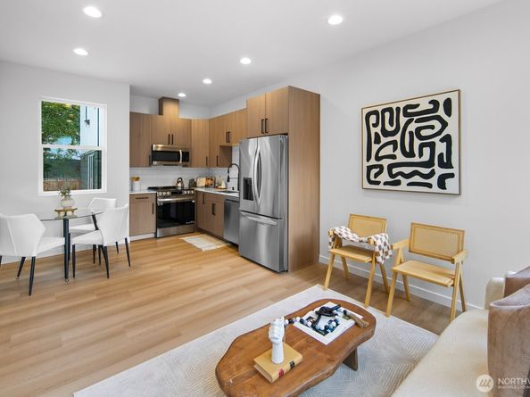 2805 S Grand Street, Seattle WA 98144