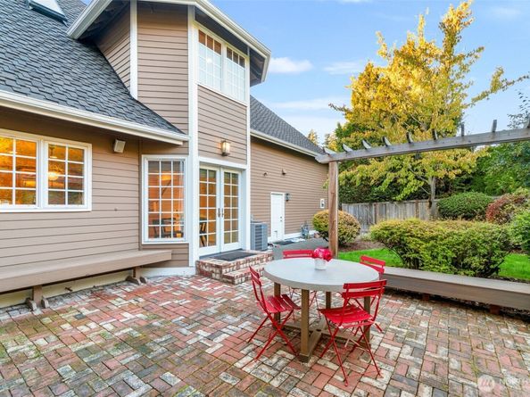 453 SW 347th Street, Federal Way WA 98023