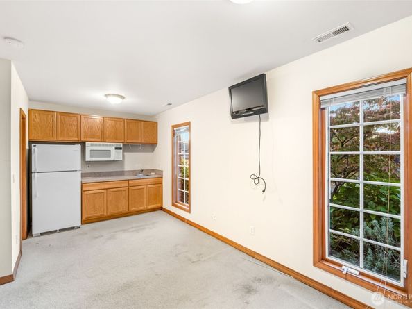 453 SW 347th Street, Federal Way WA 98023