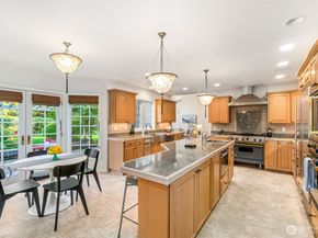 453 SW 347th Street, Federal Way WA 98023