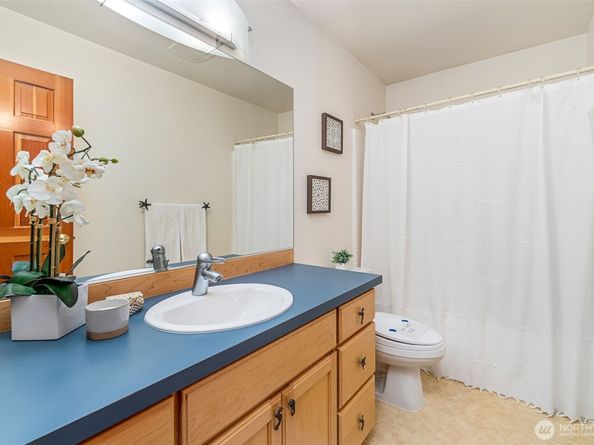 453 SW 347th Street, Federal Way WA 98023