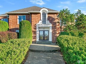 453 SW 347th Street, Federal Way WA 98023