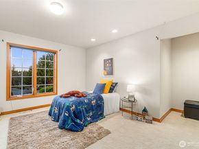 453 SW 347th Street, Federal Way WA 98023