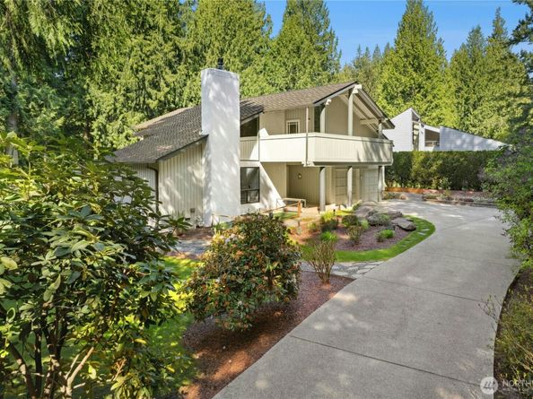21010 NE 33rd Place, Sammamish WA 98074