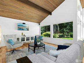 21010 NE 33rd Place, Sammamish WA 98074