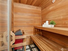 21010 NE 33rd Place, Sammamish WA 98074