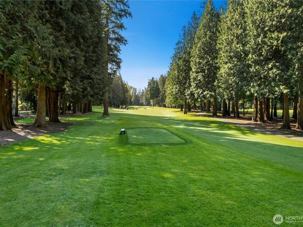 21010 NE 33rd Place, Sammamish WA 98074