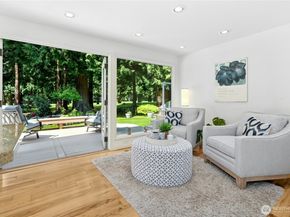 21010 NE 33rd Place, Sammamish WA 98074