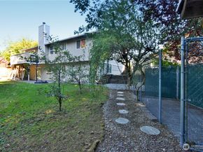 2120 178th Street SE, Bothell WA 98012