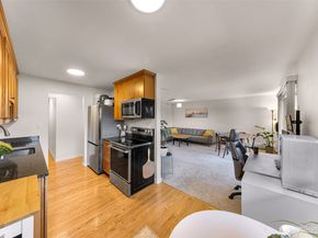 911 N 73rd Street 401, Seattle WA 98103