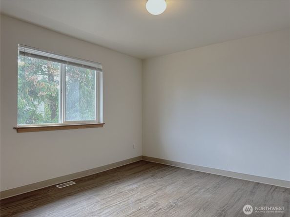 10539 Evanston Avenue N, Seattle WA 98133