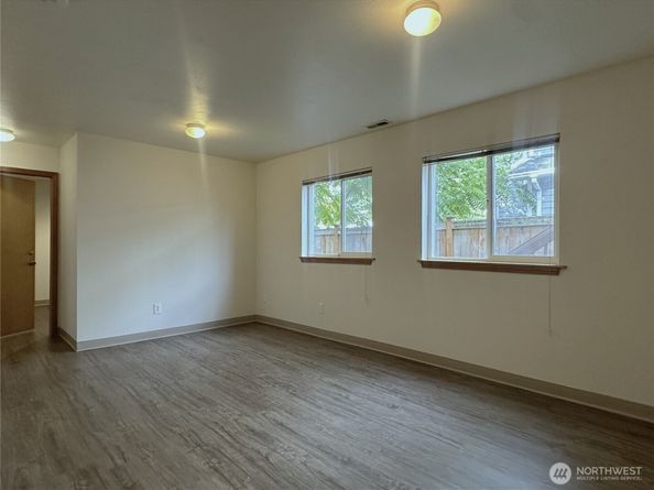 10539 Evanston Avenue N, Seattle WA 98133