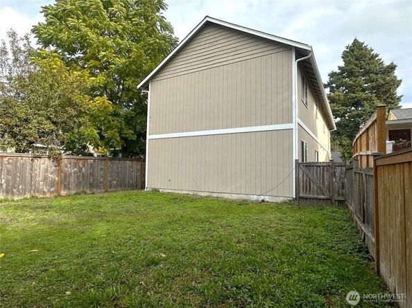 10539 Evanston Avenue N, Seattle WA 98133