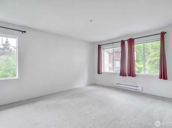 15325 SE 155th Place N5, Renton WA 98058