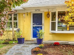 16720 North Park Avenue N, Shoreline WA 98133