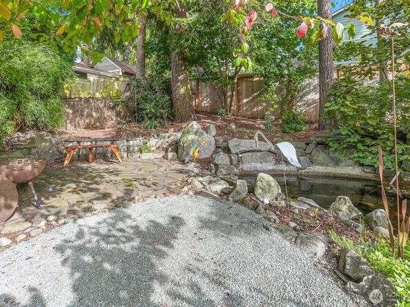 16720 North Park Avenue N, Shoreline WA 98133