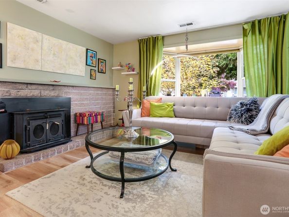 16720 North Park Avenue N, Shoreline WA 98133