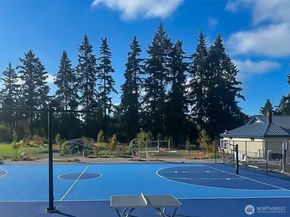 16720 North Park Avenue N, Shoreline WA 98133