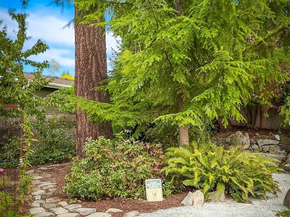 16720 North Park Avenue N, Shoreline WA 98133