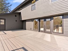 18542 Stone Avenue N, Shoreline WA 98133
